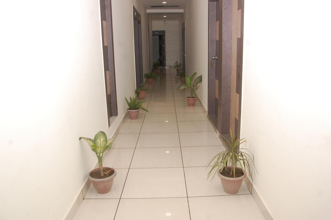Hotel Prem Bandhan Hisār Exterior foto